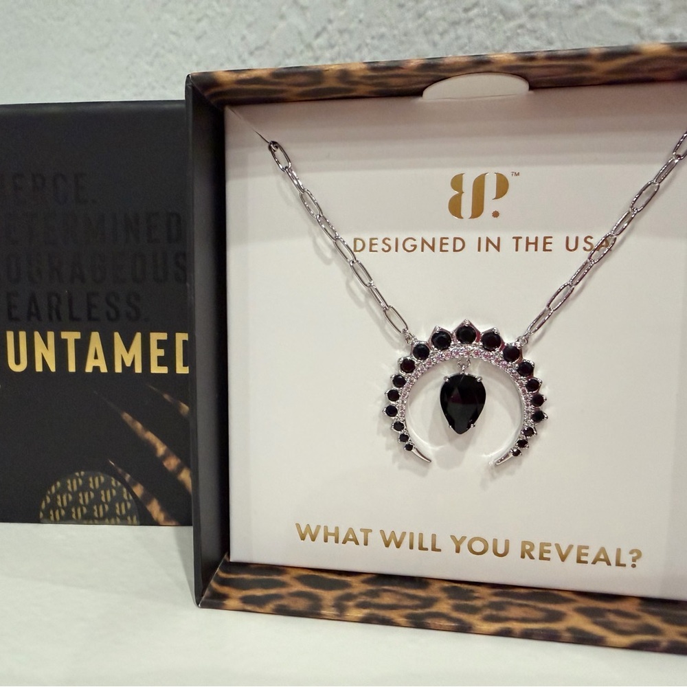 Bomb Party Untamed Necklace Dark Trappings